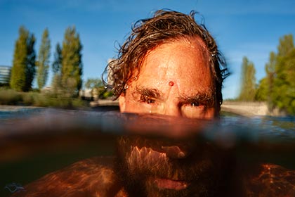 Wasserfotograf Christian Pfefferle in der Kleinen Isar
